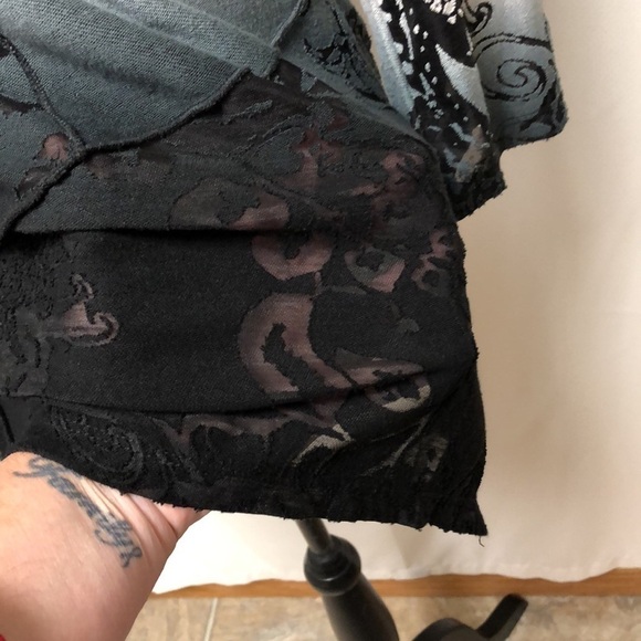 Cativa From Bellissima Tunic Top - Picture 4 of 11